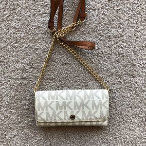 Michael kors cross body bag
